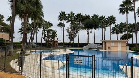 Middle Floor Apartment in New Golden Mile - Photo 5