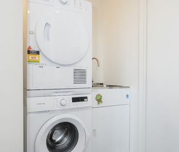 Modern Studio Rooms For Rent - Photo 1