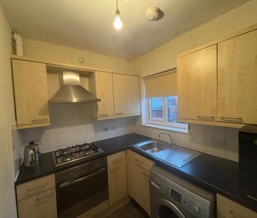 2 bedroom maisonette to rent - Photo 4