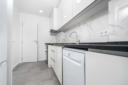 Rua Santa Joana, Odivelas, Portugal, Odivelas, Lisbon 2675-499 - Photo 5