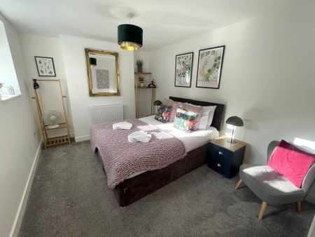 2 bedroom apartment to rent - Photo 5