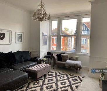 2 bedroom flat to rent - Photo 6