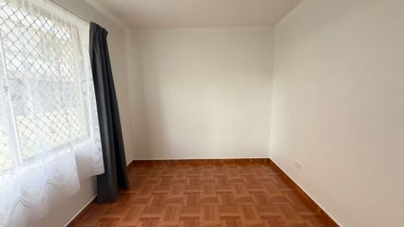 Neat & Comfortable Unit in a Convenient Canley Vale Location - Photo 3