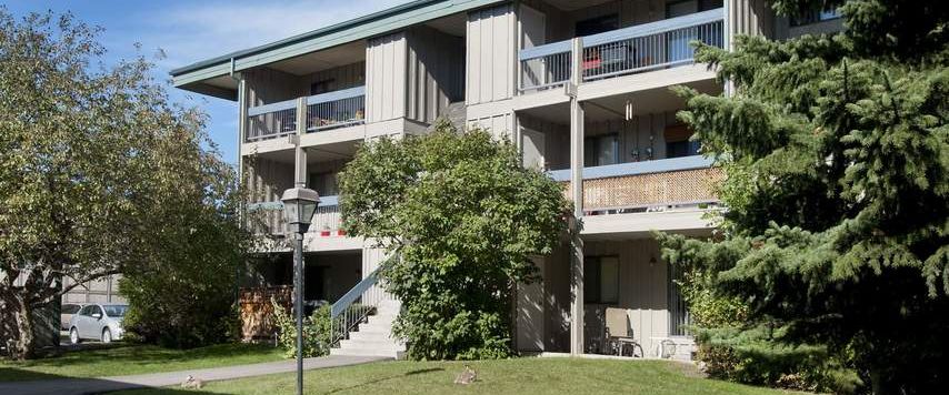 Cedars Of Calgary | 215 86 Ave SE, Calgary - Photo 1