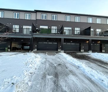 For Lease - 1079 Speedvale Court, Kanata, Ontario - Photo 4