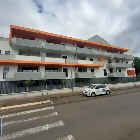 Location Appartement 5 pièces 103m² ST DENIS 97400 - Photo 3