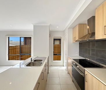 52 Ficus Circuit, Wallan, Vic 3756 - Photo 5