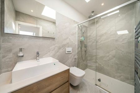 Ormiston Grove, Shepherds Bush, W12 - Photo 5