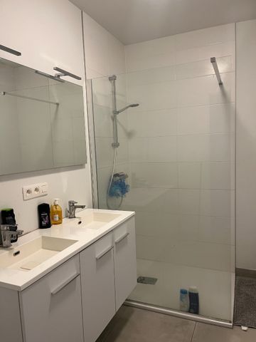 Gelijkvloers app. met 2 slaapkamers te huur in Waregem - Photo 3