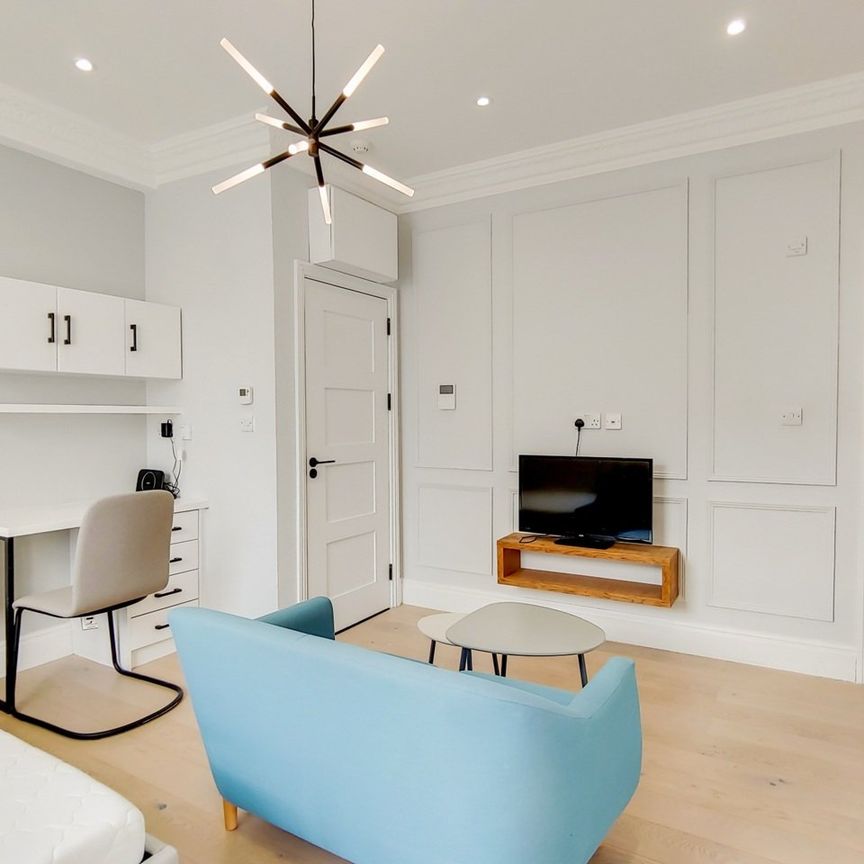 Studio Flat, Westbourne Terrace, W2 - Photo 1