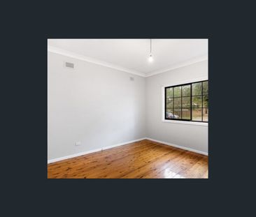 $1050 PER WEEK CRONULLA BEACH HOUSE OPEN SUN 1015AM-1030AM - Photo 2