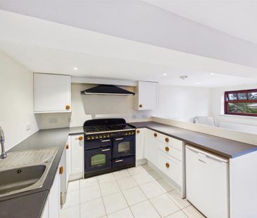 1 bedroom barn conversion to rent - Photo 4