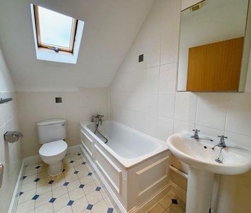 2 bedroom apartment to rent - Photo 2