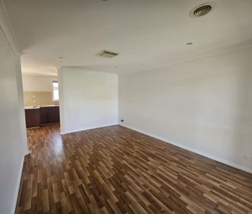 PERFECT STREET FRONTAGE UNIT - Photo 4