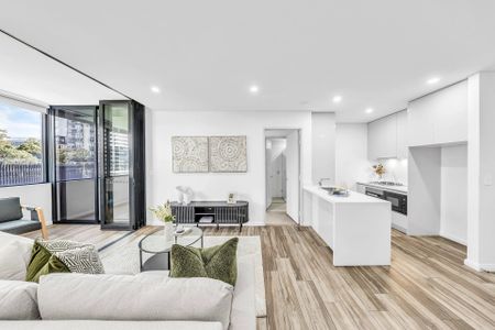 Modern 2-Bed Apartment in the Heart of Sydney Olympic Park - Photo 4