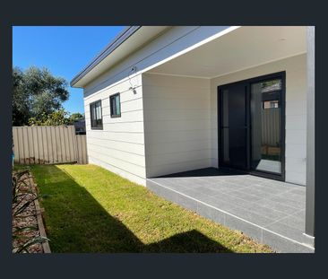 Stylish Near New Granny Flat in Punchbowl - Photo 3