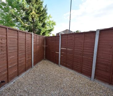 Studio Flat, Lilac Road, SO16 - Photo 4