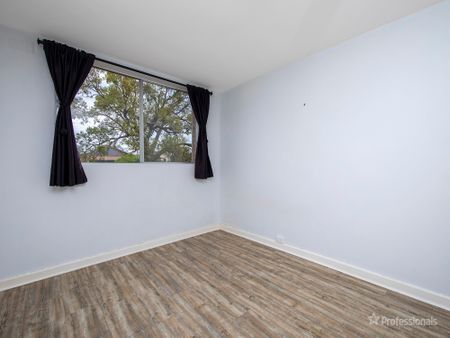 8/19 Raymond Street, Yokine WA 6060 - Photo 4