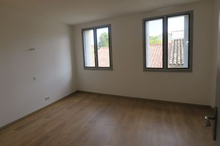 Location Maison 4 pièces 114m² GIGNAC 34150 - Photo 3