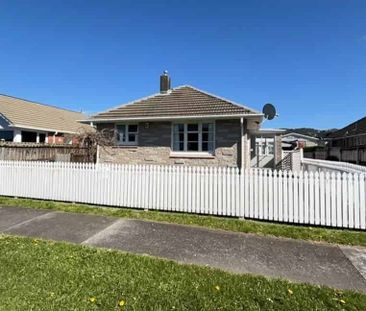 77 Wai-iti Crescent, Woburn - Photo 5