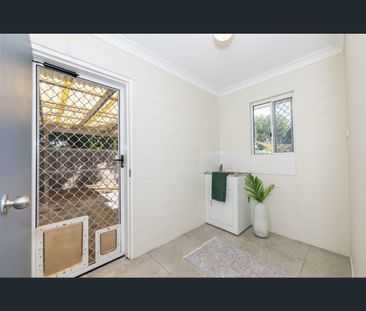 17 Pepperwood Street, Deeragun, Qld 4818 - Photo 2