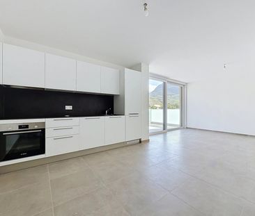 A louer à Uvrier grand 2.5 pièces en attique avec terrasse - Photo 4