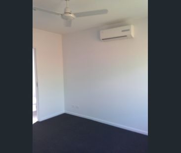 Modern Family Living in the Heart of Peregian Springs! - Photo 6