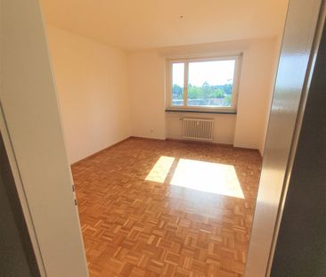 New tenants wanted for spacious 3.5-room apartment in Allschwil - Photo 5