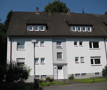 ZWEI-ZIMMER-DACHGESCHOSSWOHNUNG IN BRÜNINGHAUSEN - Photo 1