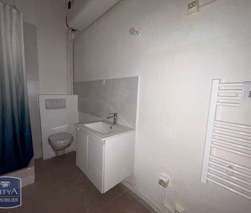 Location Appartement 3 pièces 68m² CARPENTRAS 84200 - Photo 3