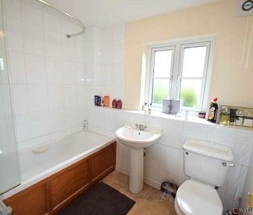 3 bedroom property to rent in High Wycombe - Photo 4