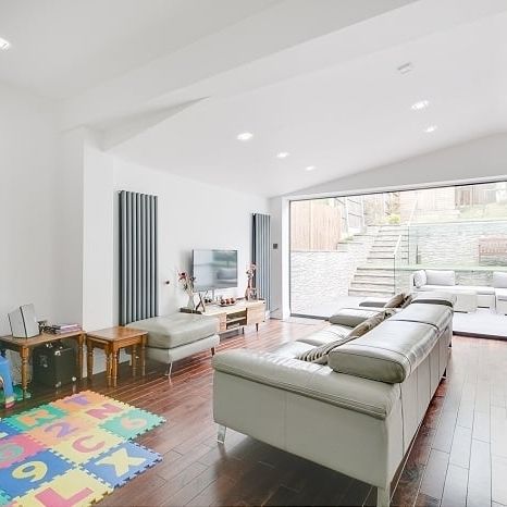 3 bedroom maisonette to rent - Photo 1