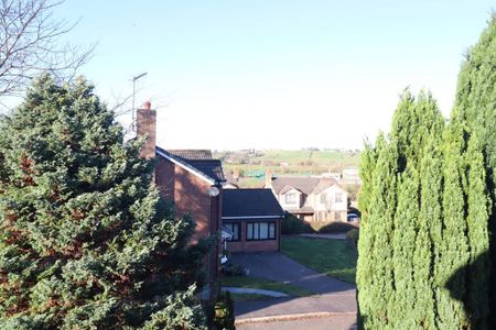 4 bedroom detached house to rent - Photo 5