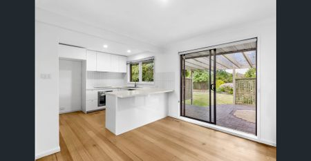 THE PERFECT FAMILY HOME IN A PEACEFUL SETTING - Photo 2