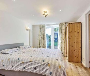 Maidenhead, Berkshire, SL6 - Photo 4