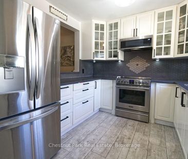 24 Starboard Road, ON, Collingwood - Photo 2