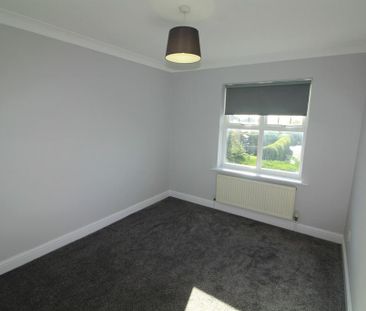 3 bedroom detached house to rent - Photo 4