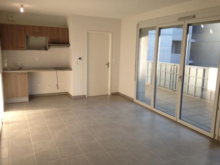 location Appartement T2 DE 47.52m² À TOULOUSE - Photo 3