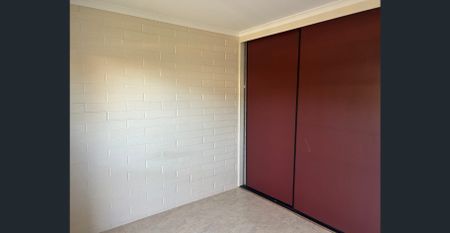 Unit next to Mildura Central - Photo 2