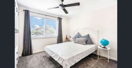 Three bedroom duplex in perfect central location - Photo 3