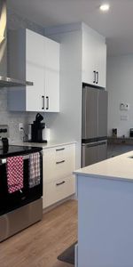 **Disponible Mars 2026** 3 chambres à coucher 2 salle de bain Appartement 5 1/2 spacieux - Photo 3