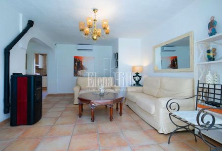 Privacidad, naturaleza y mar: la casa perfecta en Portosenso - Photo 4