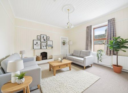 4 bedroom apartment to rent - Photo 2