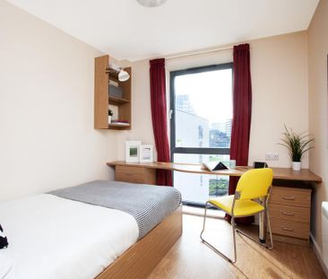 1 bedroom private hall to rent - Photo 6