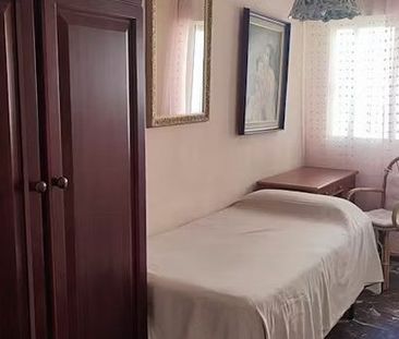 Calle Alfonso Reyes, Málaga, Andalusia 29002 - Photo 1