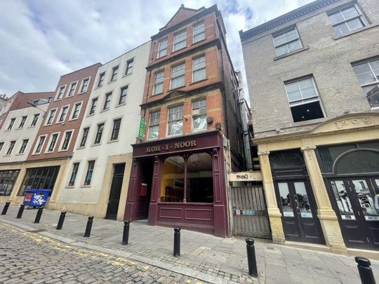 Cloth Market, Newcastle Upon Tyne - Photo 1