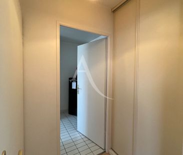 Location Appartement 1 pièce 32m² - Photo 4