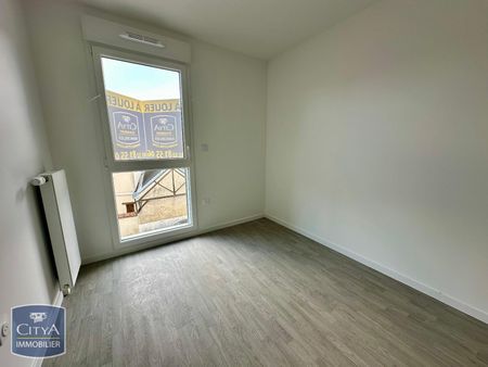 Location Appartement 4 pièces 80m² DEVILLE LES ROUEN 76250 - Photo 4