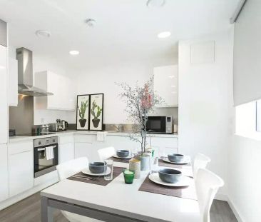 5 Bed Cluster En-suite - Photo 3