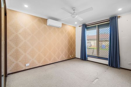Perfect Family Home - Photo 2